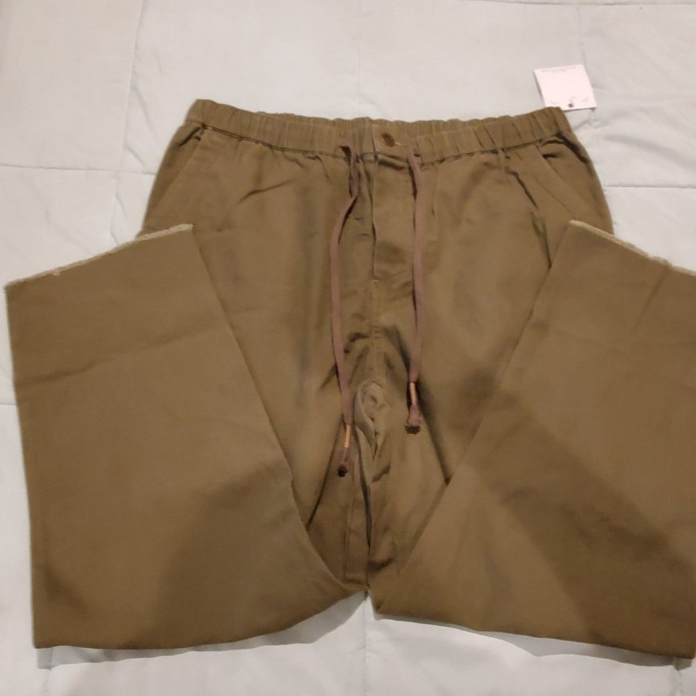 Oneil Green Khaki Pants- NWT Size L